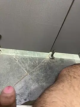 Snapshot of studdboyy chatting on November 28, 2025, 1:00 pm studdboyy online show from November 28, 2025, 1:00 pm