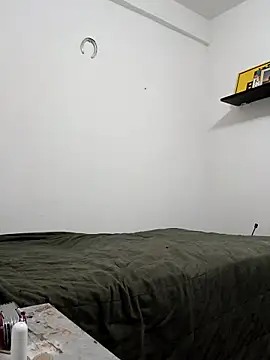 jhonyhot9292 online show from April 21, 2026, 5:25 am