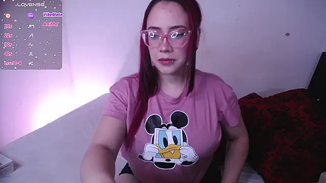 Snapshot of zarquita99 chatting on November 13, 2025, 9:02 am zarquita99 online show from November 13, 2025, 9:02 am