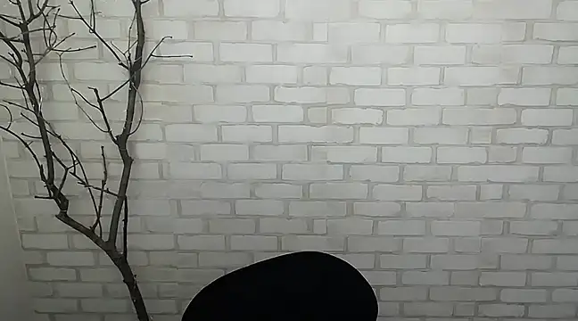 Queen ofLove online show from December 4, 2024, 1:41 am