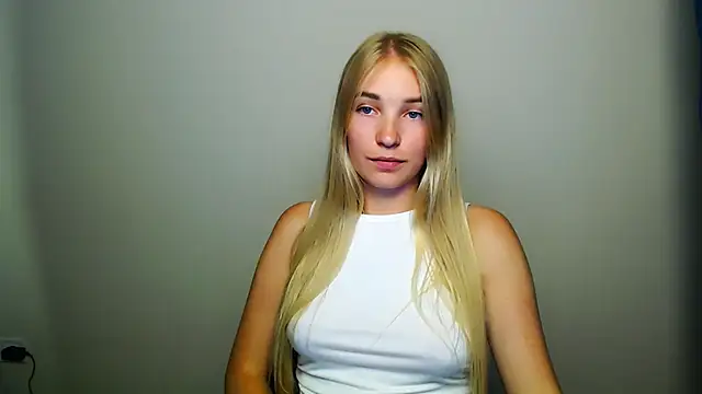 Queen ofLove online show from September 20, 2025, 6:35 pm