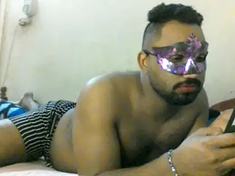 medo232586 online show from December 6, 2024, 5:28 pm
