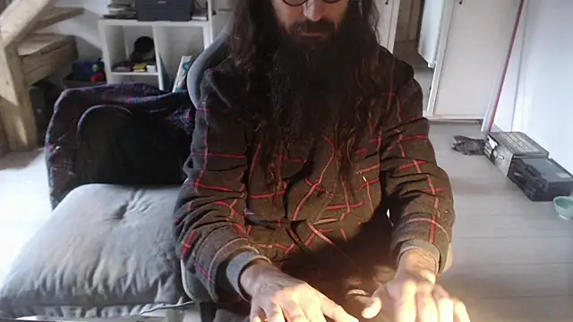 contemptumundi888 online show from November 24, 2025, 11:10 am