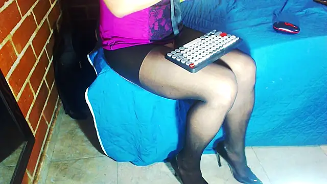 Snapshot of alexandrasexy32 chatting on July 31, 2026, 5:21 pm alexandrasexy32 online show from July 31, 2026, 5:21 pm