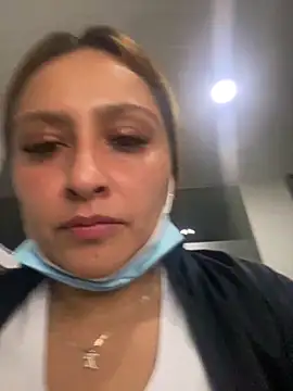 Keittly  online show from March 1, 2025, 4:15 am