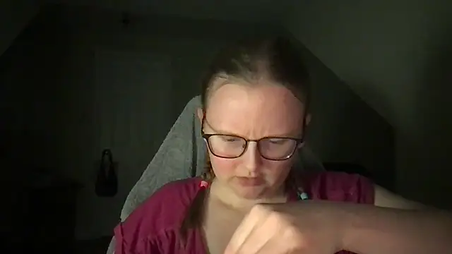 lexie lilacs online show from January 14, 2025, 3:11 am