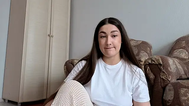 Aria Blisss online show from March 5, 2026, 5:04 am