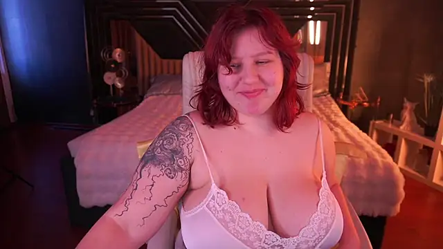 LiliyaMoon online show from December 16, 2025, 7:45 am