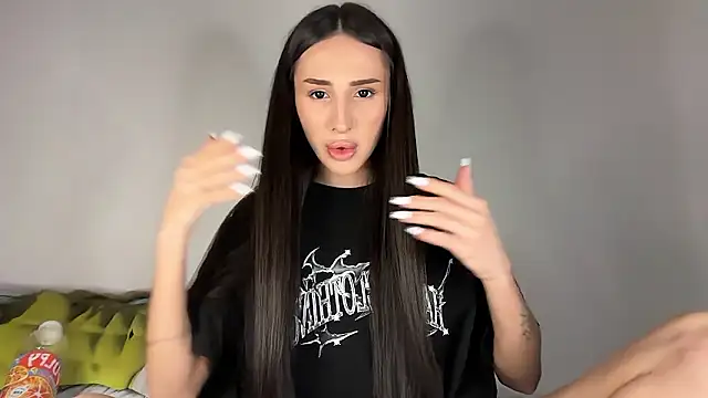 Kim Oberlin  online show from February 13, 2026, 6:08 pm