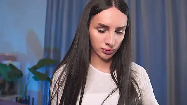 Snapshot of Kim_Oberlin_ chatting on October 15, 2025, 11:07 am Kim Oberlin online show from October 15, 2025, 11:07 am