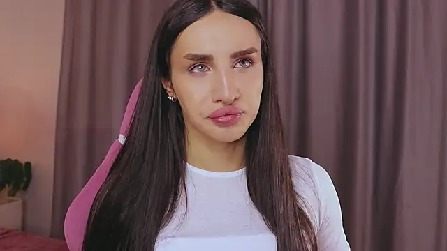 Snapshot of Kim_Oberlin_ chatting on November 7, 2025, 11:37 am Kim Oberlin online show from November 7, 2025, 11:37 am