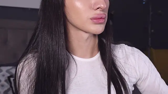 Snapshot of Kim_Oberlin_ chatting on September 20, 2025, 11:26 am Kim Oberlin online show from September 20, 2025, 11:26 am