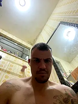 Vaguinhowqs online show from October 8, 2025, 7:43 am