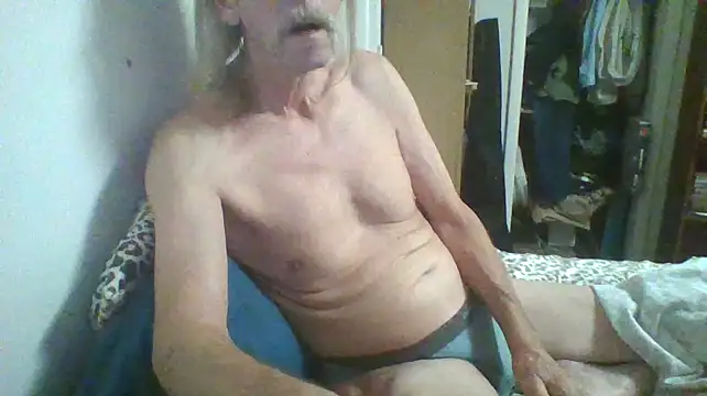 Snapshot of friendlychat1 chatting on September 28, 2025, 4:52 am friendlychat1 online show from September 28, 2025, 4:52 am