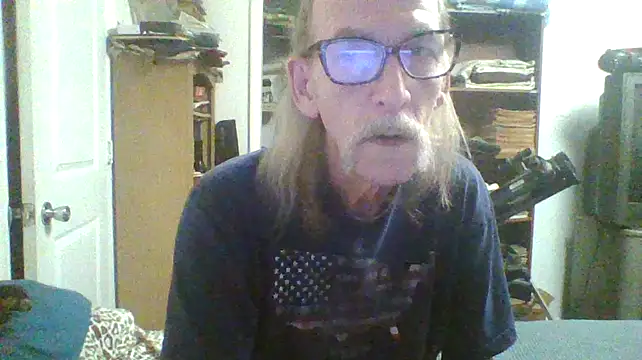Snapshot of friendlychat1 chatting on October 9, 2025, 2:45 am friendlychat1 online show from October 9, 2025, 2:45 am