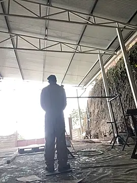 Snapshot of RicarBer chatting on February 10, 2026, 4:06 pm RicarBer online show from February 10, 2026, 4:06 pm