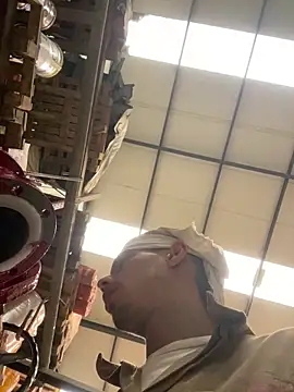 Snapshot of RicarBer chatting on February 7, 2026, 10:23 am RicarBer online show from February 7, 2026, 10:23 am