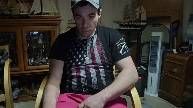 ScubaStevex online show from April 7, 2026, 1:51 am