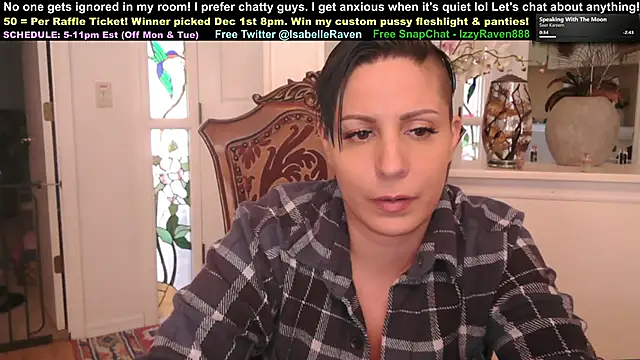 Snapshot of IsabelleRaven chatting on November 30, 2025, 5:47 pm IsabelleRaven online show from November 30, 2025, 5:47 pm