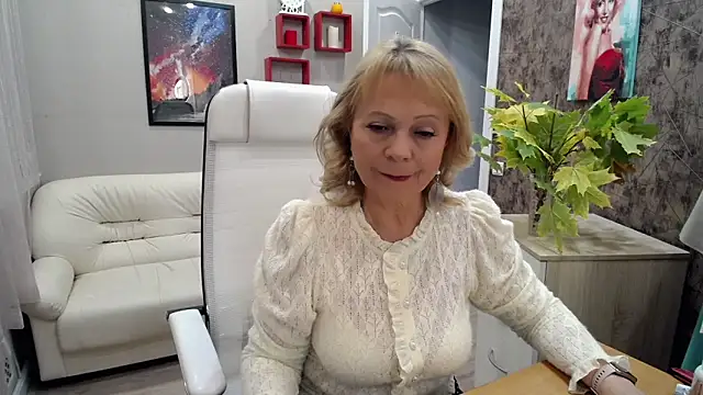 Milla Cutie18 online show from September 29, 2025, 5:58 am