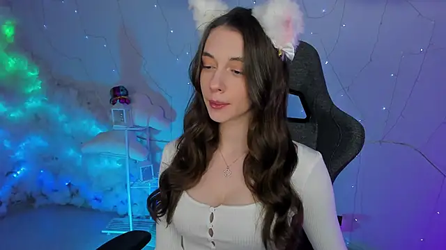 AveAngela online show from February 22, 2025, 9:04 pm