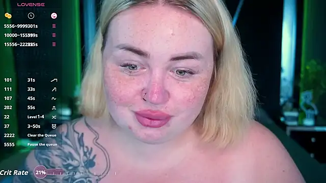 ZaraReignn online show from September 8, 2025, 7:35 pm