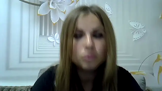 Snapshot of TinaFun4u chatting on October 3, 2025, 8:32 pm TinaFun4u online show from October 3, 2025, 8:32 pm