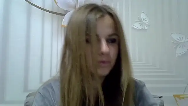 Snapshot of TinaFun4u chatting on October 27, 2025, 9:05 pm TinaFun4u online show from October 27, 2025, 9:05 pm