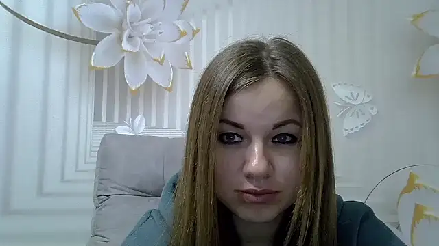 Snapshot of TinaFun4u chatting on February 13, 2025, 8:55 pm TinaFun4u online show from February 13, 2025, 8:55 pm