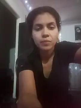 Snapshot of 02julieta chatting on December 14, 2024, 2:31 pm 02julieta online show from December 14, 2024, 2:31 pm