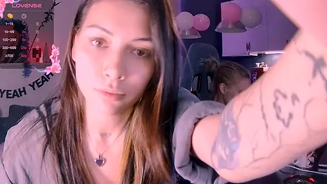 KatiKate online show from January 5, 2026, 6:22 pm