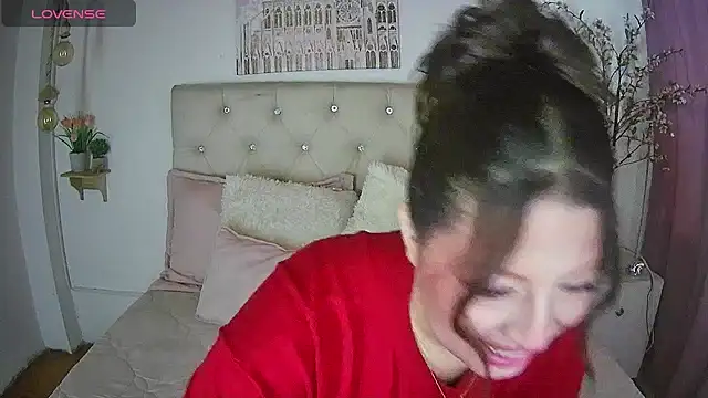 Snapshot of ShyVibes_ chatting on December 14, 2025, 8:58 pm ShyVibes online show from December 14, 2025, 8:58 pm