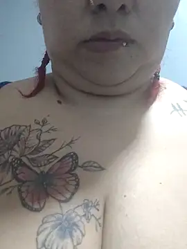 Snapshot of selena_castillo chatting on November 2, 2025, 1:38 pm selena castillo online show from November 2, 2025, 1:38 pm