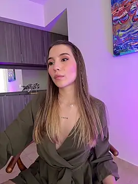 Snapshot of SophieRaily_ chatting on February 26, 2025, 9:42 pm SophieRaily online show from February 26, 2025, 9:42 pm