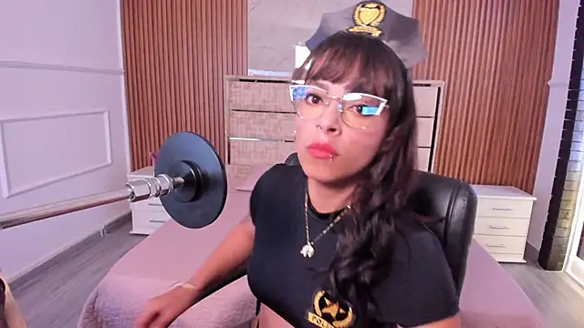 MiiaaMoonroee online show from January 12, 2026, 8:15 pm