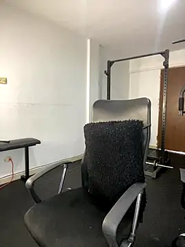 Snapshot of Violetrousse chatting on October 9, 2025, 7:25 pm Violetrousse online show from October 9, 2025, 7:25 pm