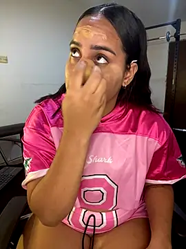 Snapshot of Violetrousse chatting on September 21, 2025, 3:39 pm Violetrousse online show from September 21, 2025, 3:39 pm