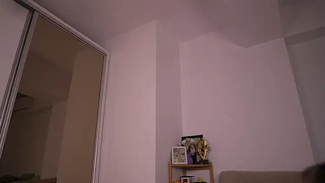 Snapshot of Mona_Lisss chatting on November 20, 2025, 12:39 pm Mona Lisss online show from November 20, 2025, 12:39 pm