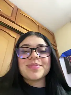 Snapshot of alissonfernandez_ chatting on December 20, 2025, 5:49 pm alissonfernandez online show from December 20, 2025, 5:49 pm