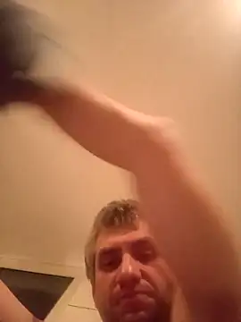 Gotowy40 online show from November 16, 2025, 1:21 am