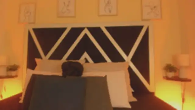 marian pinzon online show from December 21, 2025, 11:45 am