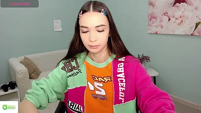 AmyJonas online show from April 2, 2026, 4:52 am