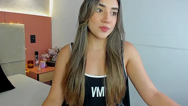 AniiRose online show from December 3, 2025, 12:33 am