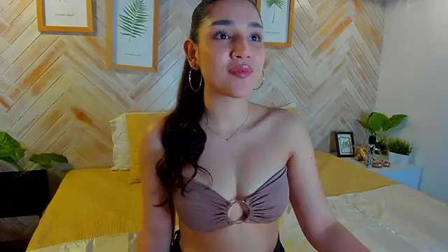 AniiRose online show from March 19, 2025, 12:15 am