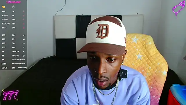 Snapshot of Aroonpapisex chatting on June 21, 2026, 4:40 am Aroonpapisex online show from June 21, 2026, 4:40 am