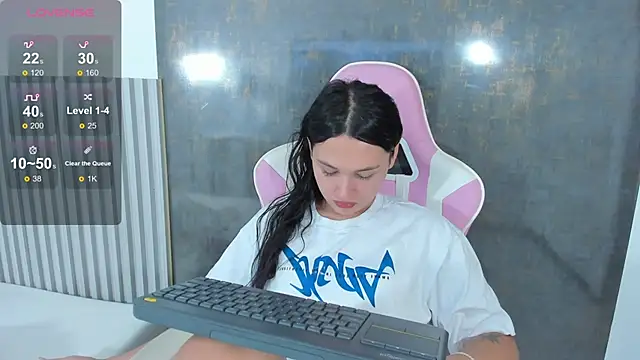 lana boomer online show from October 26, 2025, 7:36 pm