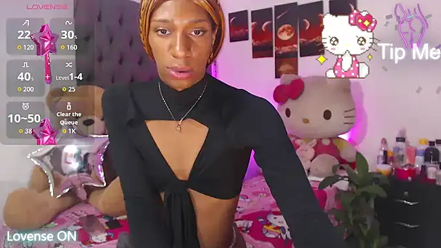 lucianadolll online show from April 19, 2026, 4:52 pm