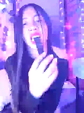 Snapshot of -Lola_Bunny chatting on February 12, 2025, 4:33 am -Lola Bunny online show from February 12, 2025, 4:33 am