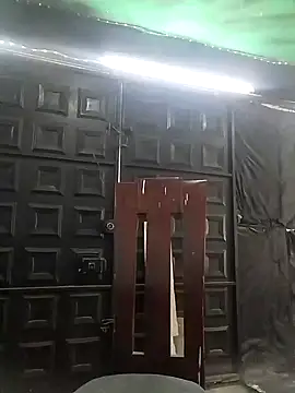 Snapshot of -Lola_Bunny chatting on March 9, 2025, 8:31 pm -Lola Bunny online show from March 9, 2025, 8:31 pm