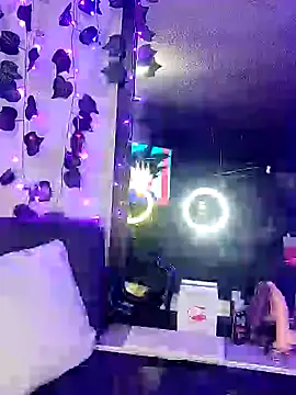 Snapshot of -Lola_Bunny chatting on February 5, 2025, 3:34 am -Lola Bunny online show from February 5, 2025, 3:34 am